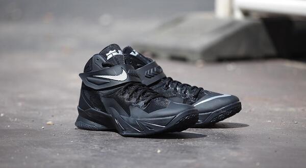 Hyperdunk 2014 clearance black